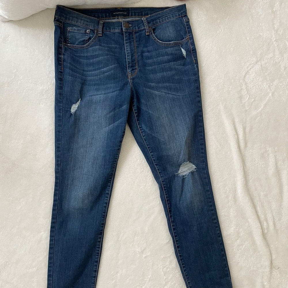 Size 14 skinny jeans from Aeropostale